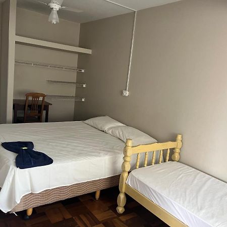 Hotel e Hostel Brasil Curitiba Buitenkant foto